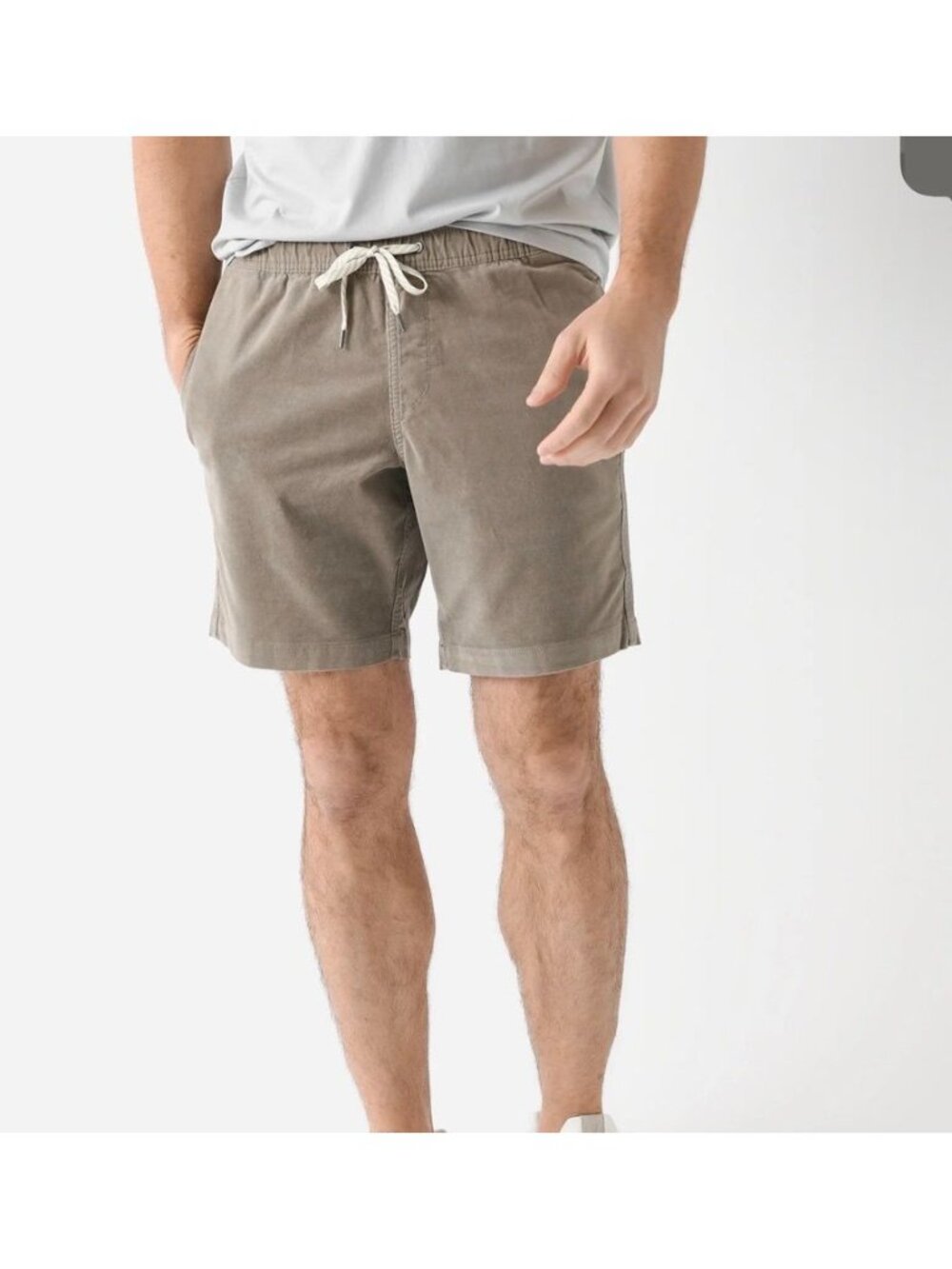 Vuori Corduroy Drawstring Shorts Men’s Size M Walnut Brown Casual Stretch A159